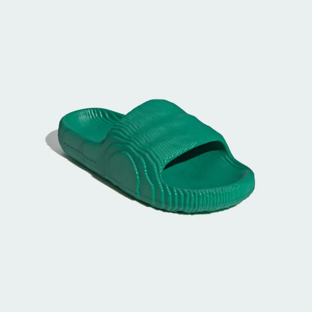 adidas Adilette 22 IF3661 / grün