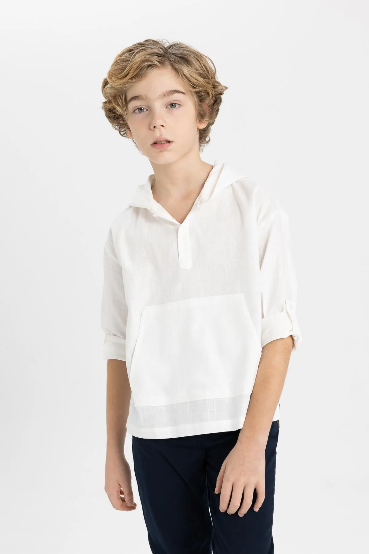 DeFacto  Langarmhemd mit Kapuze im Oversize-Fit für Jungen B7626A824SM