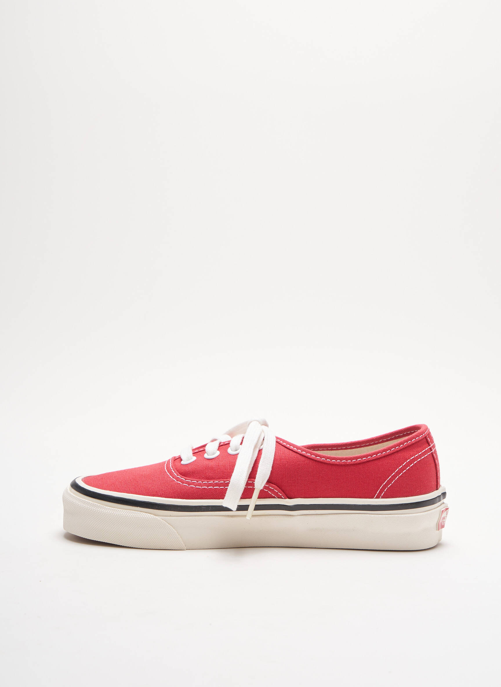 Vans Baskets Unisexe couleur rouge