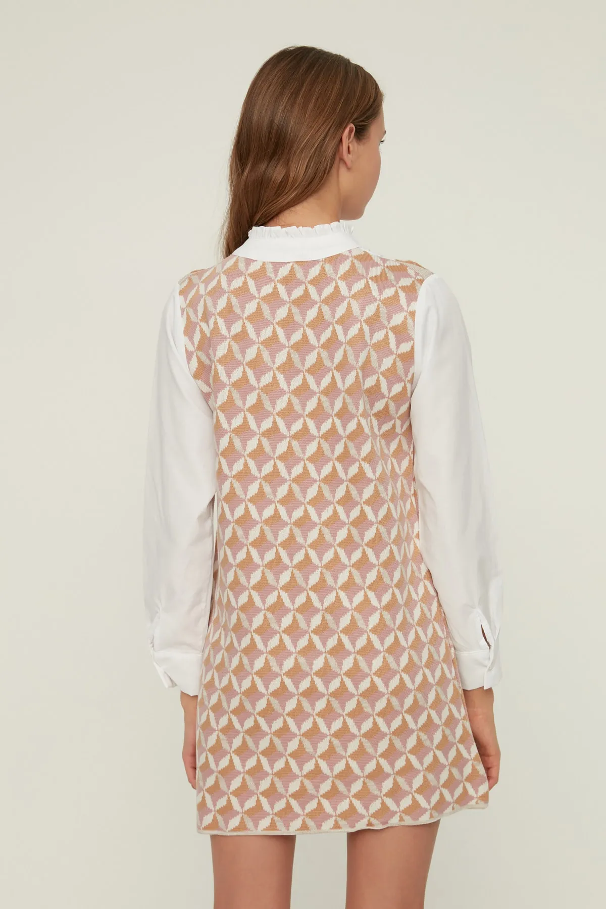 Trendyol Collection  Kamel Kamelfarbenes Mini-Strickgarni-Kleid mit Details TWOAW22SV0122 Kleid TWOAW22SV0122