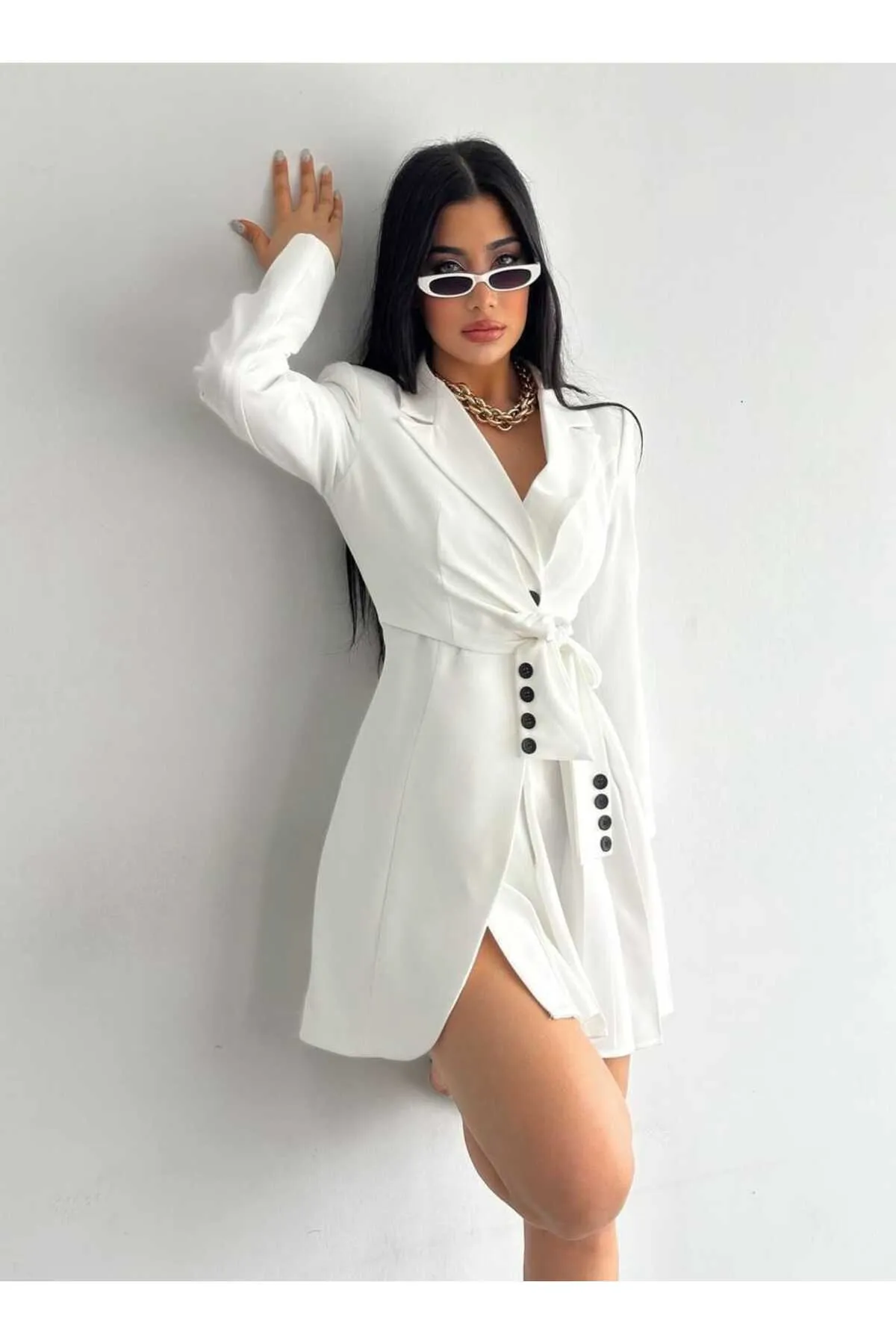 ZF BUTİK  Jackenkleid mit seitlichen Falten und Knöpfen