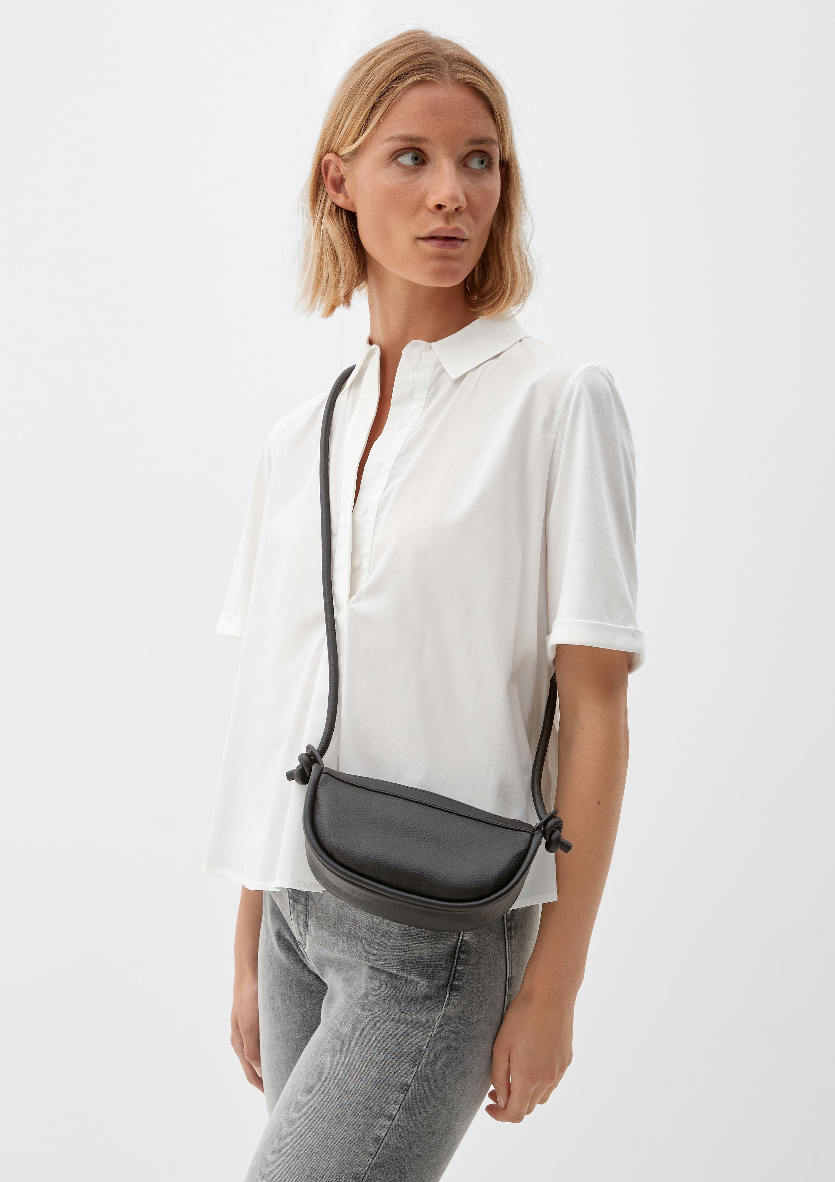 Kleine Schultertasche aus Lederimitat  2124036-9999