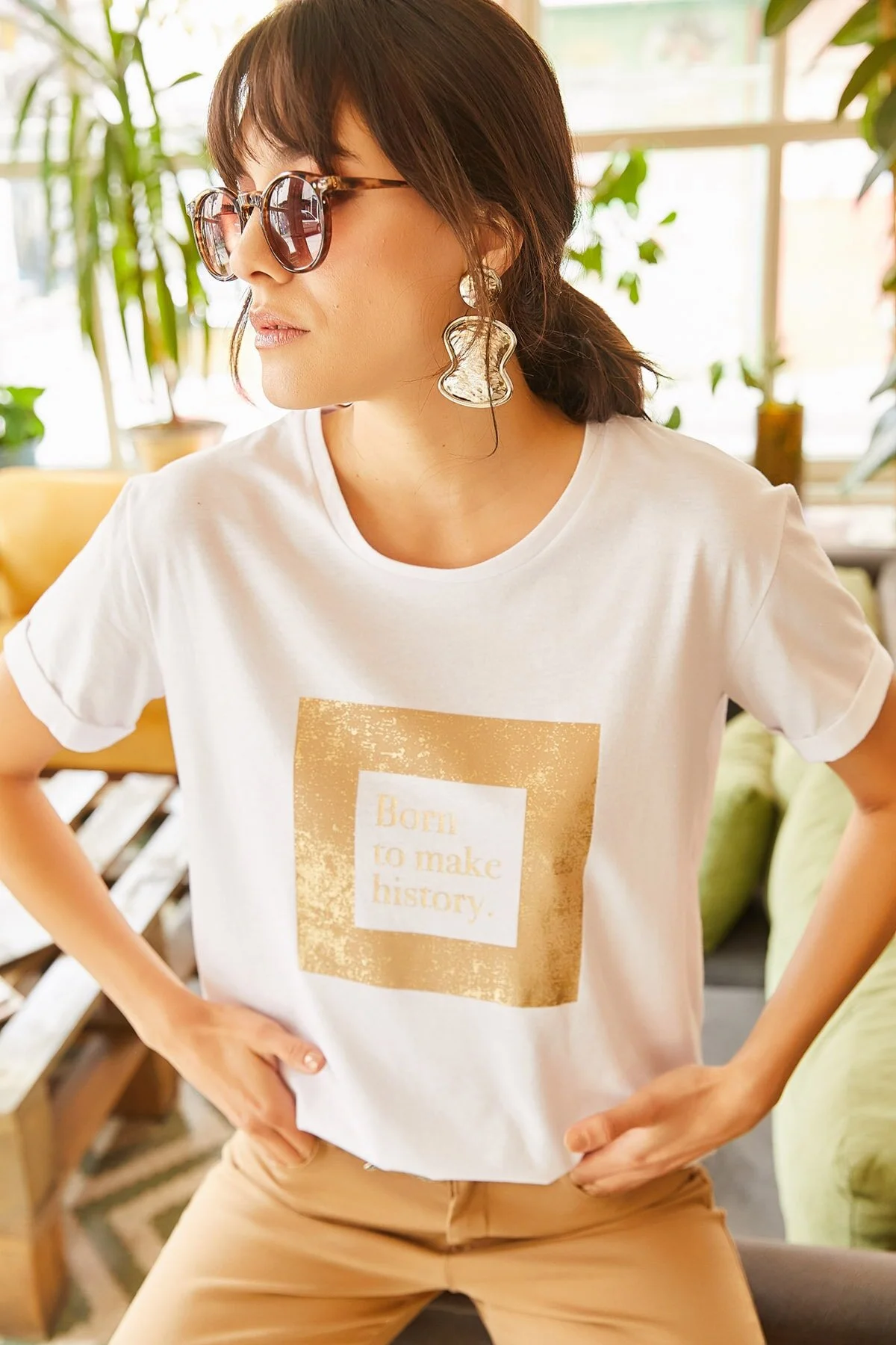 Olalook  Weißes, glitzerndes T-Shirt für Damen TSH-19000322