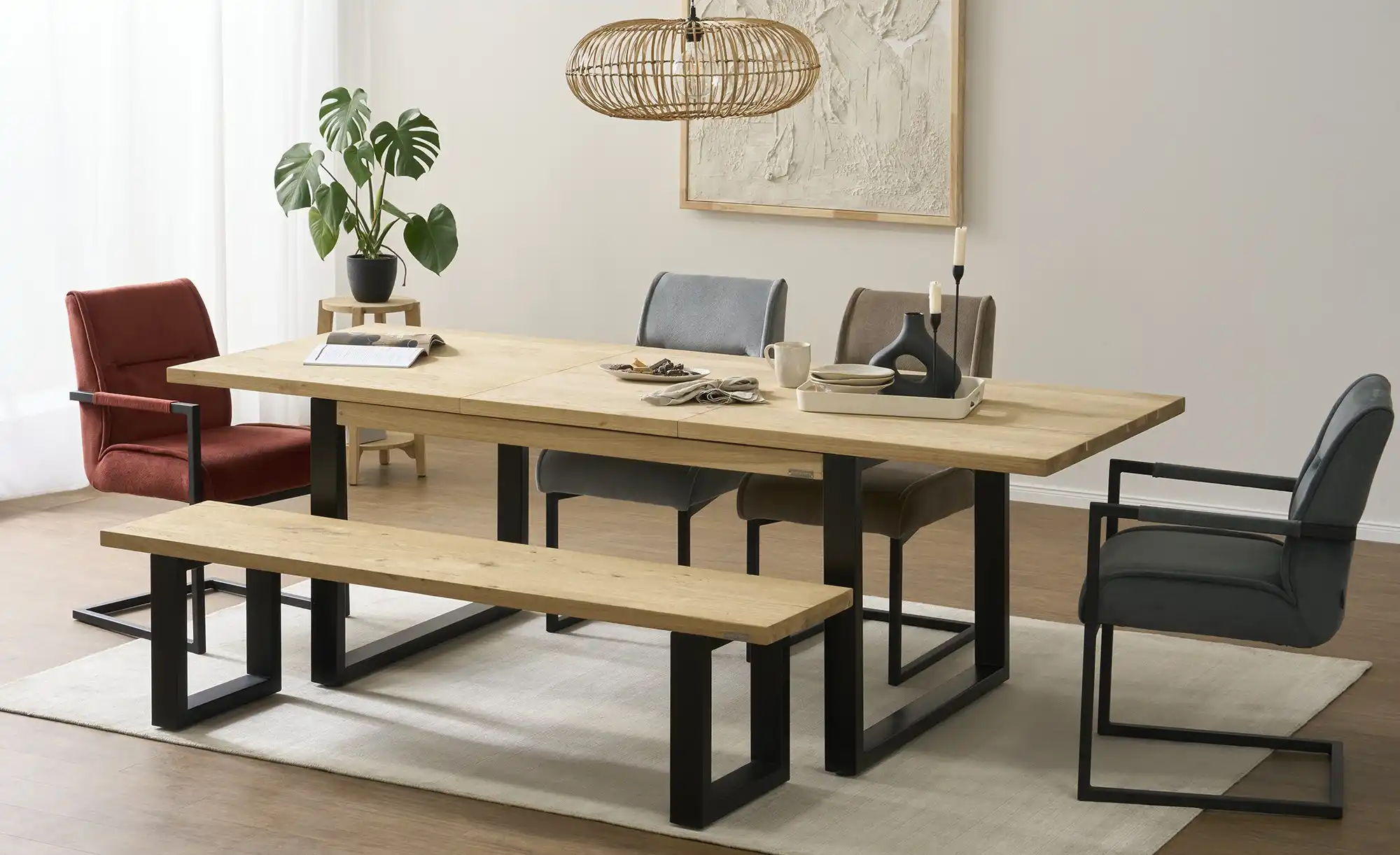 Gray & Jones Kufen-Esstisch  ausziehbar Black Coast One