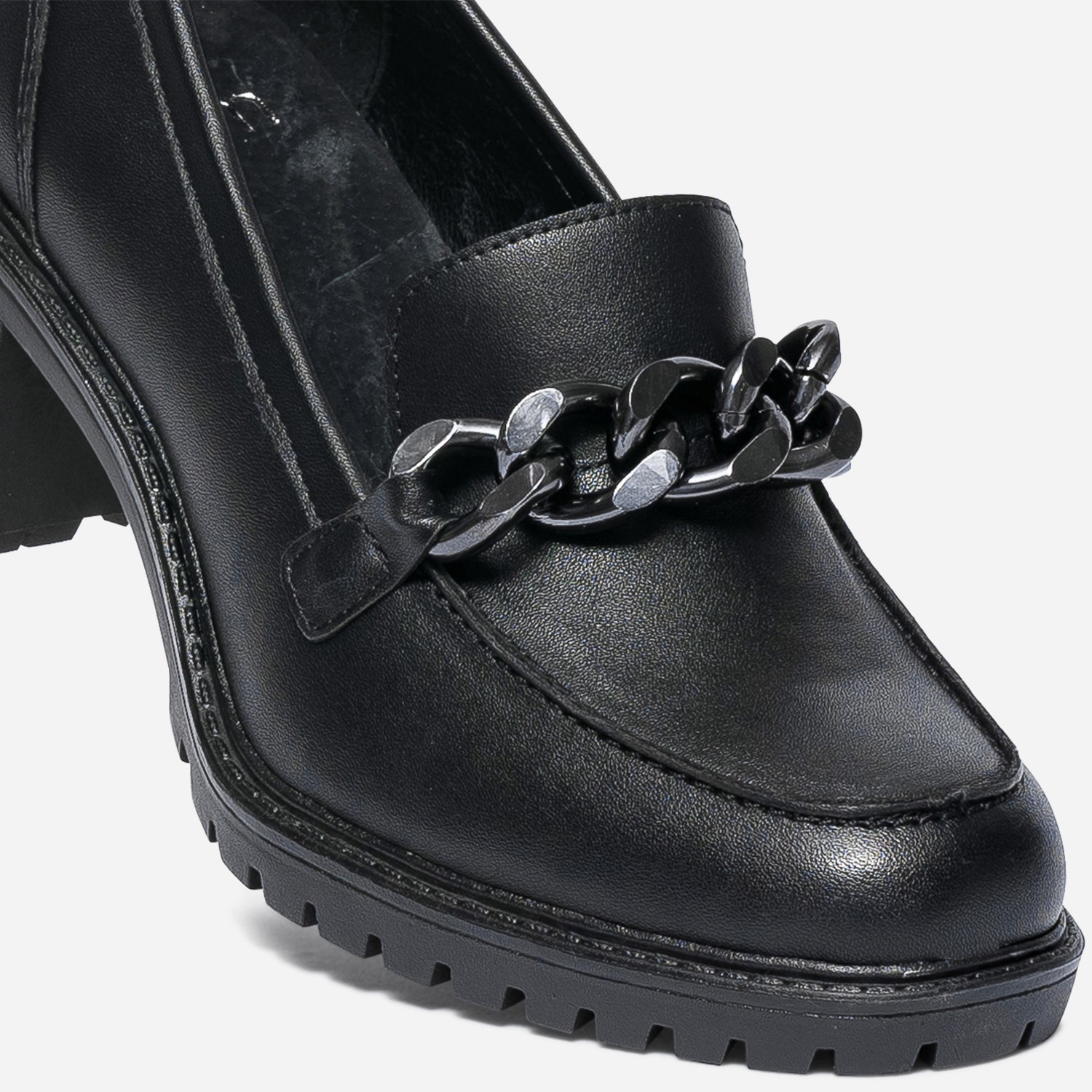 Mocassin à talon noir