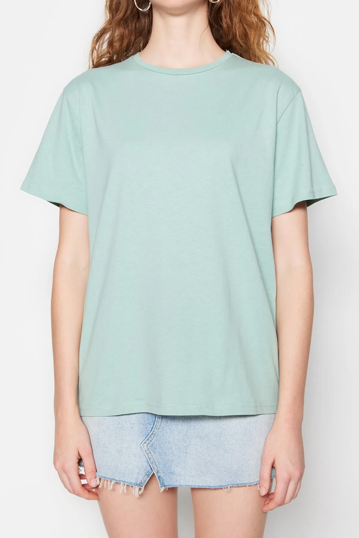 Trendyol Collection  Mintfarbenes, übergroßes/weites Strick-T-Shirt mit Rundhalsausschnitt aus 100 % Baumwolle TWOSS20TS0134