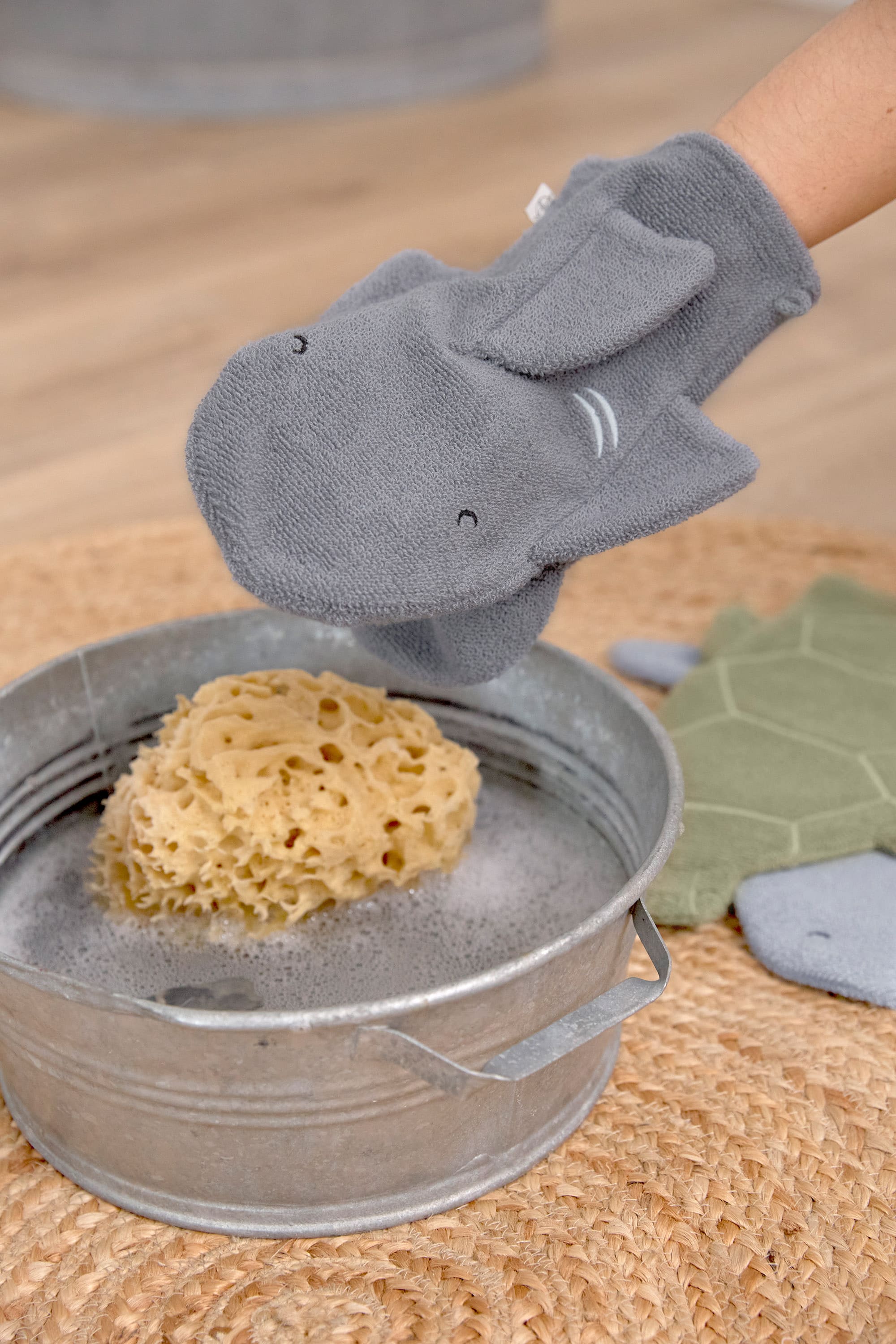 Spiel-Waschhandschuh GOTS, Hai Grau