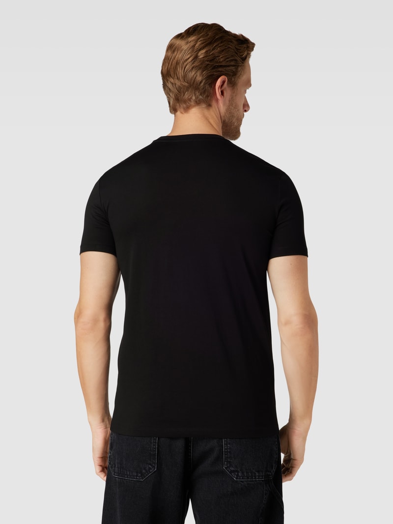 T-Shirt mit Label-Print und Rundhalsausschnitt in schwarz
