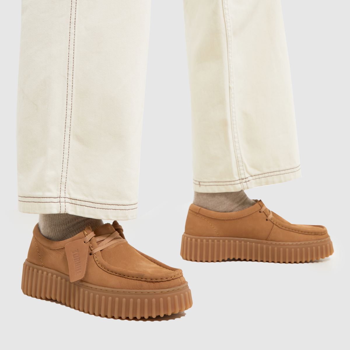 Clarks Torhill Bee lapos talpú cipő barna színben