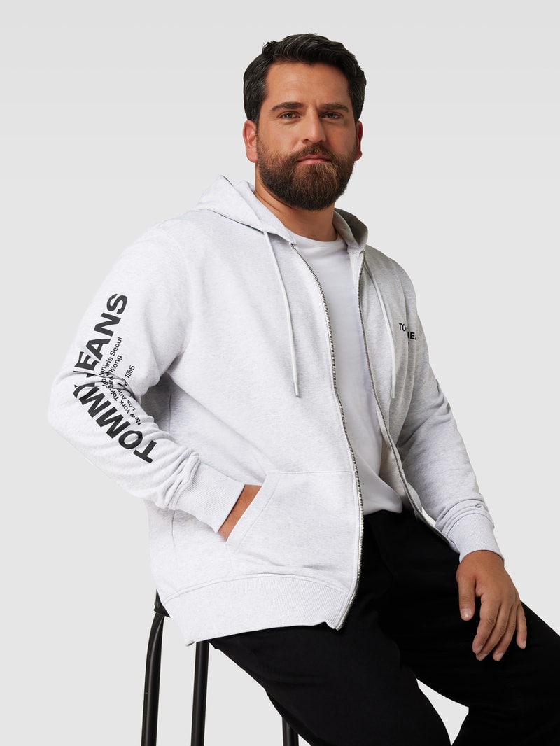 PLUS SIZE Sweatjacke mit Label-Print in mittelgrau meliert