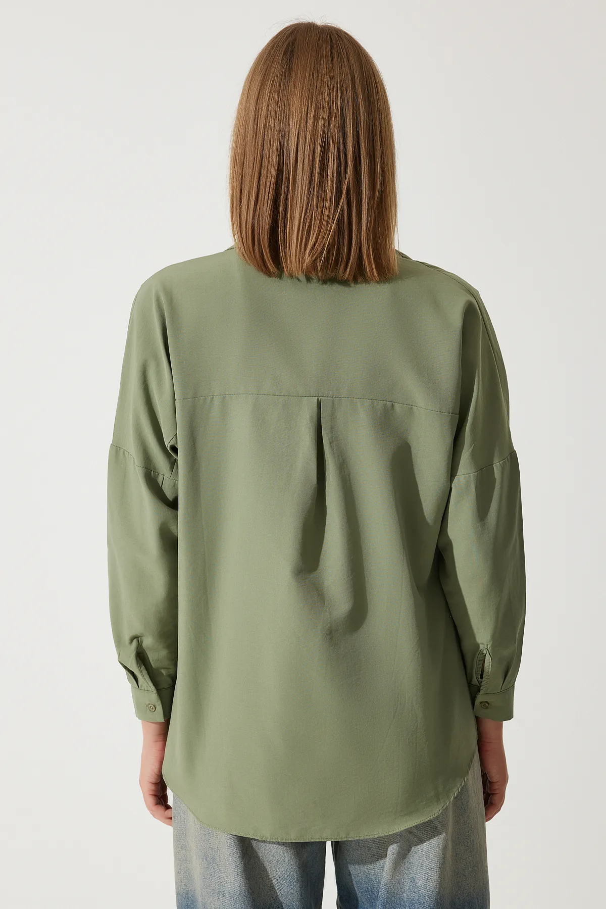 Happiness İstanbul  Khakifarbenes, langes Basic-Shirt für Damen in Übergröße DD00842
