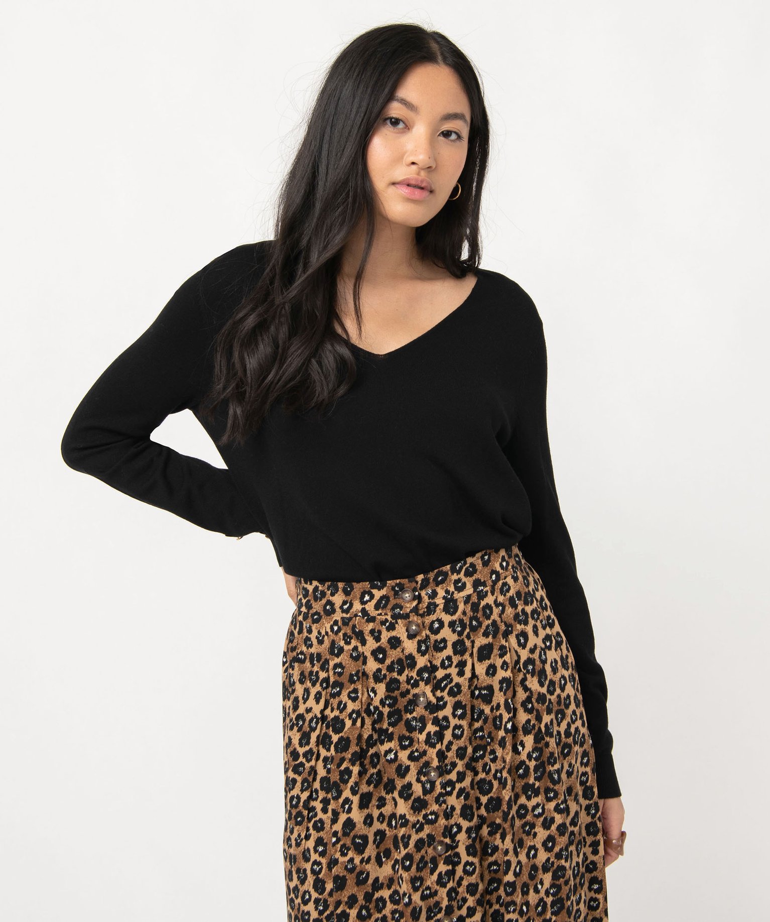 Pull en maille fine à col V et boutons fantaisie femme noir | GEMO