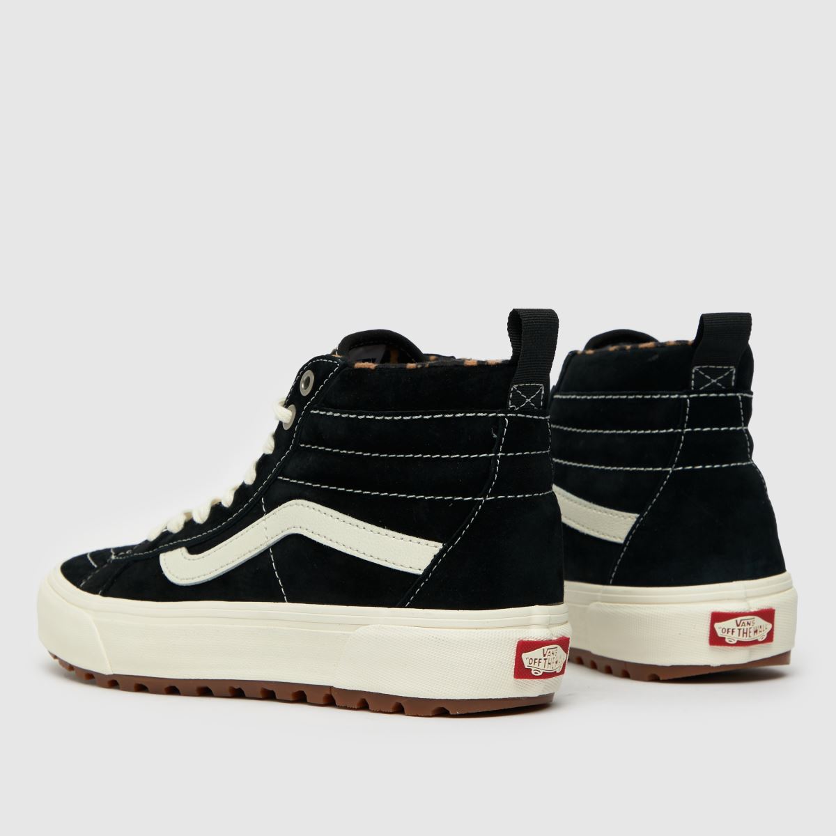 Vans – Sk8-Hi MTE 1 – Svarta och vita sneakers