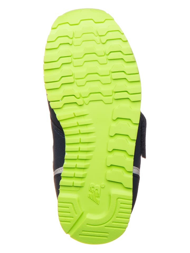 New Balance Sneakers 