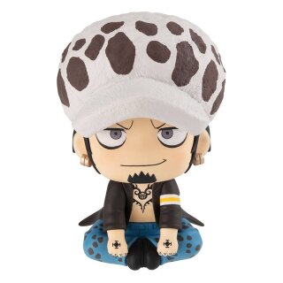 One Piece Look Up PVC Statue - Trafalgar Law