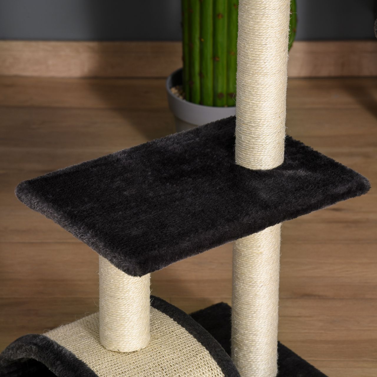 PawHut Kratzbaum mit Kratzbrett Katzenbaum Kletterbaum für Katzen E1 MDF Sisal Plüsch Dunkelgrau 40 x 35 x 72 cm