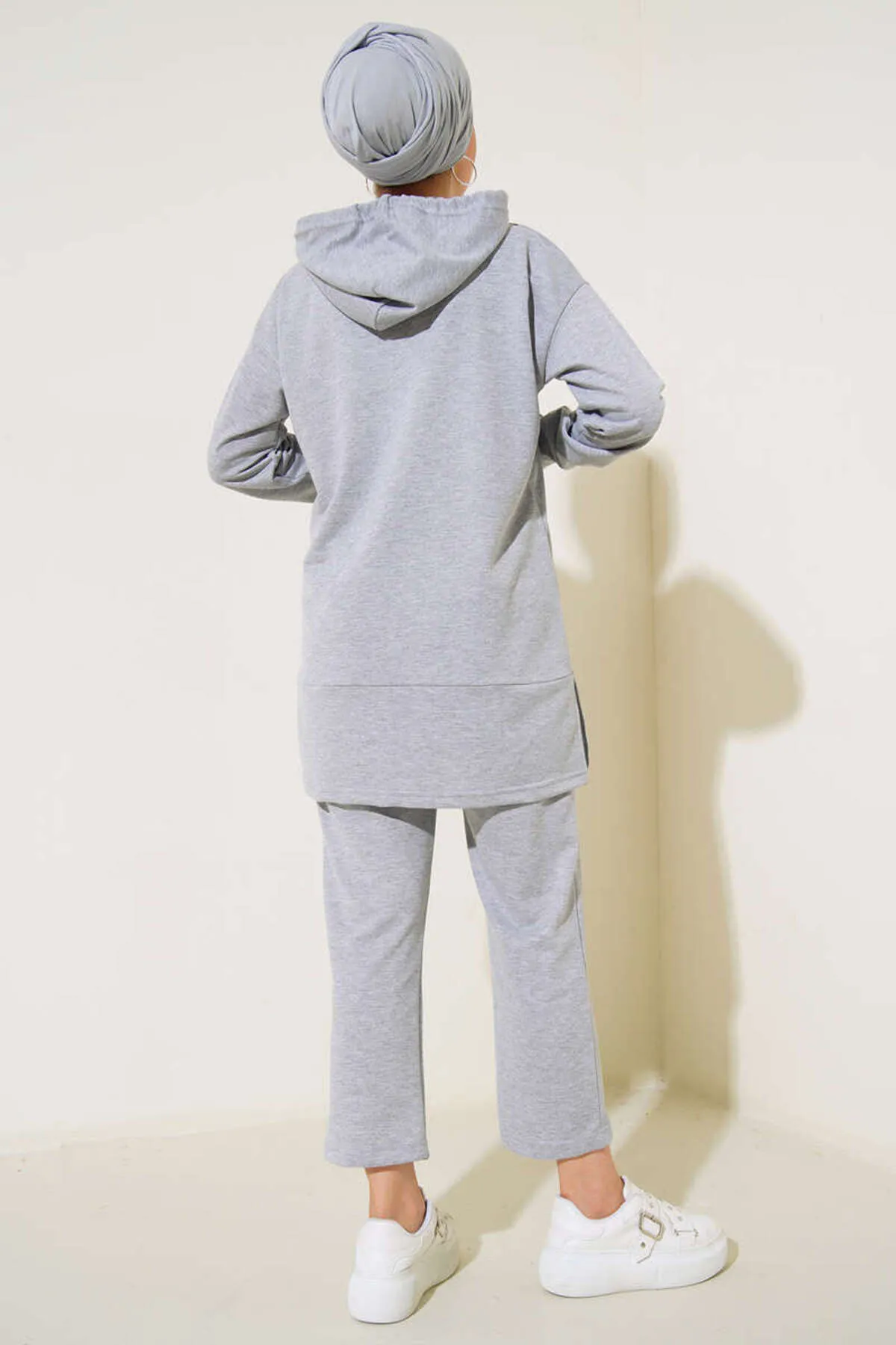 VOLT CLOTHİNG  Damen-Doppelset „What Ever“ mit Kapuze und Stickerei