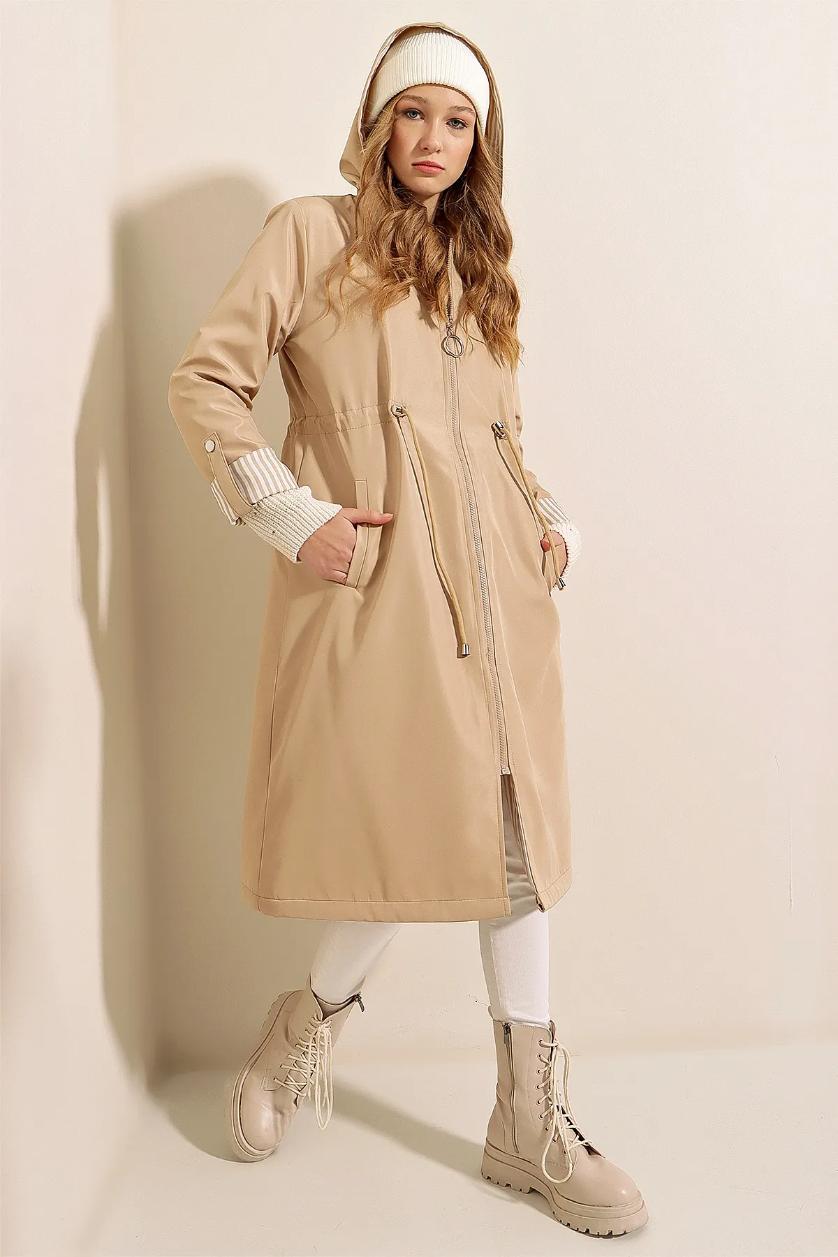 Bigdart  9091 Trenchcoat mit geraffter Taille und Kapuze – Beige