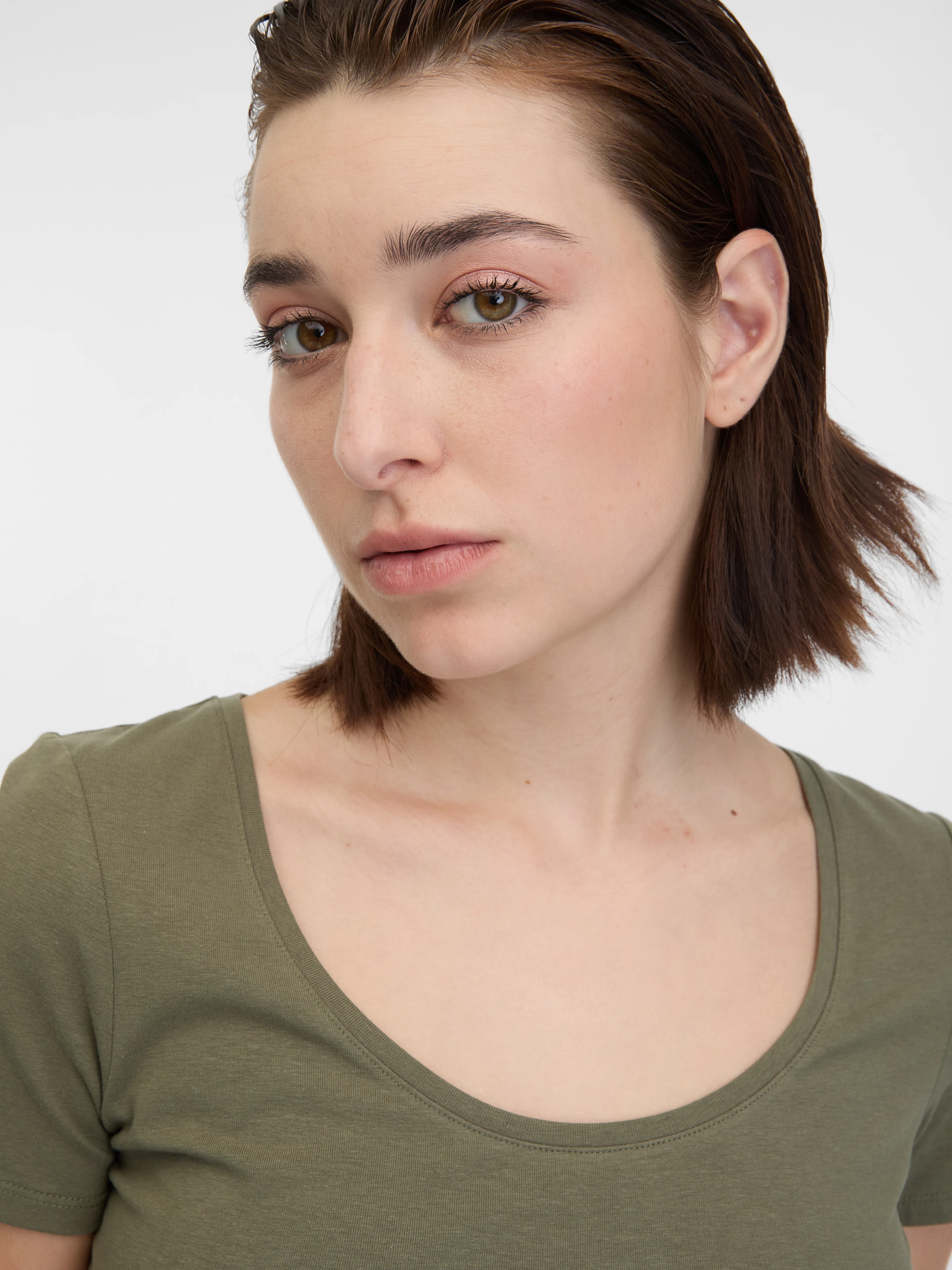 Khakifarbenes Basic T-Shirt ORSAY