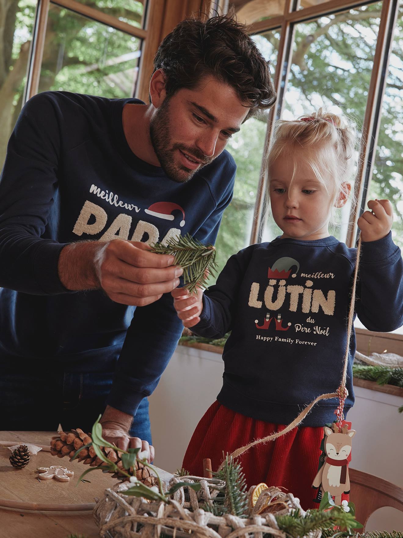 Vertbaudet Herren Weihnachts-Sweatshirt Capsule Collection HAPPY FAMILY FOREVER - marine