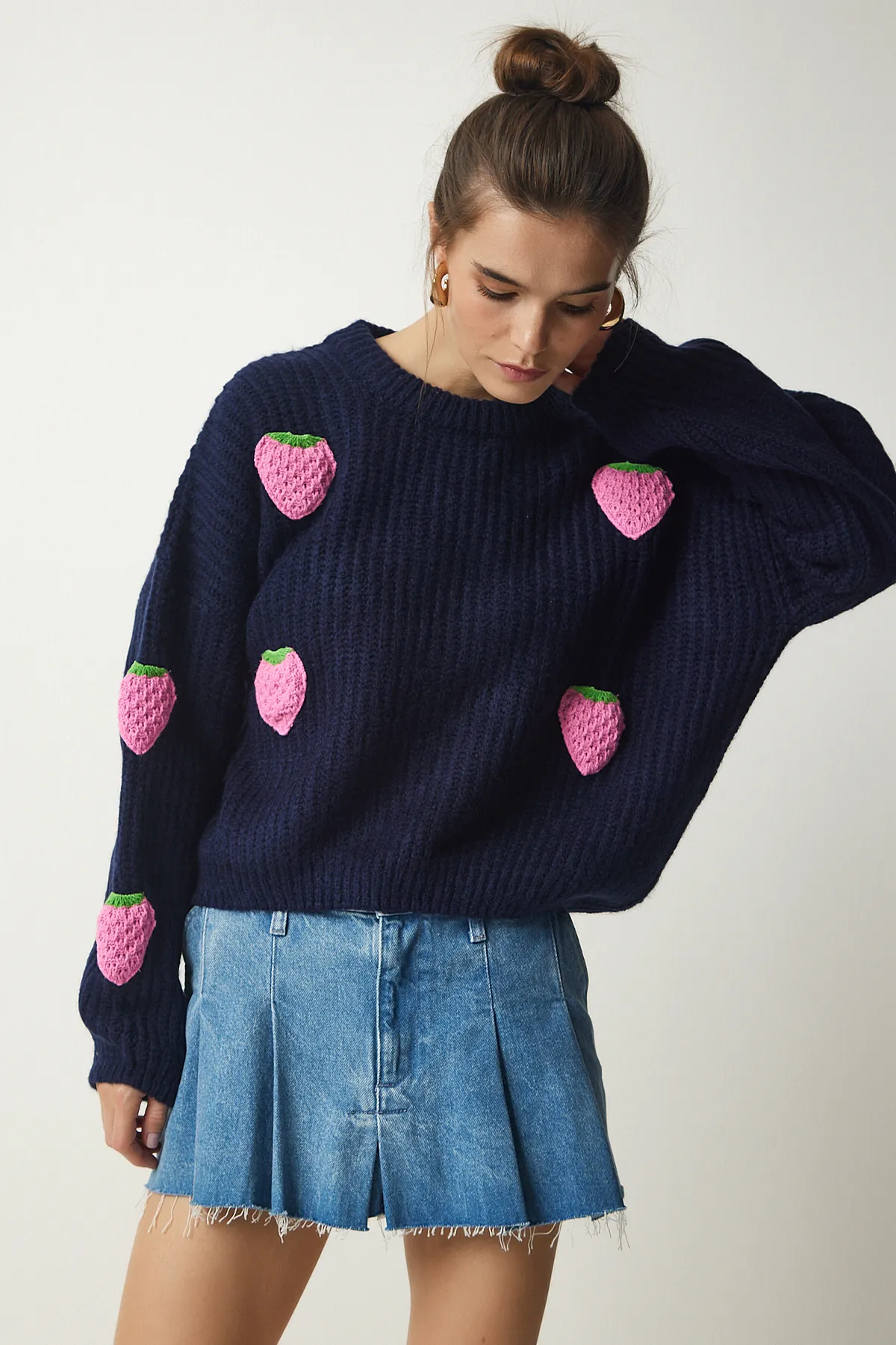Happiness İstanbul  Marineblauer Strickpullover mit Erdbeerstruktur für Damen PF00022