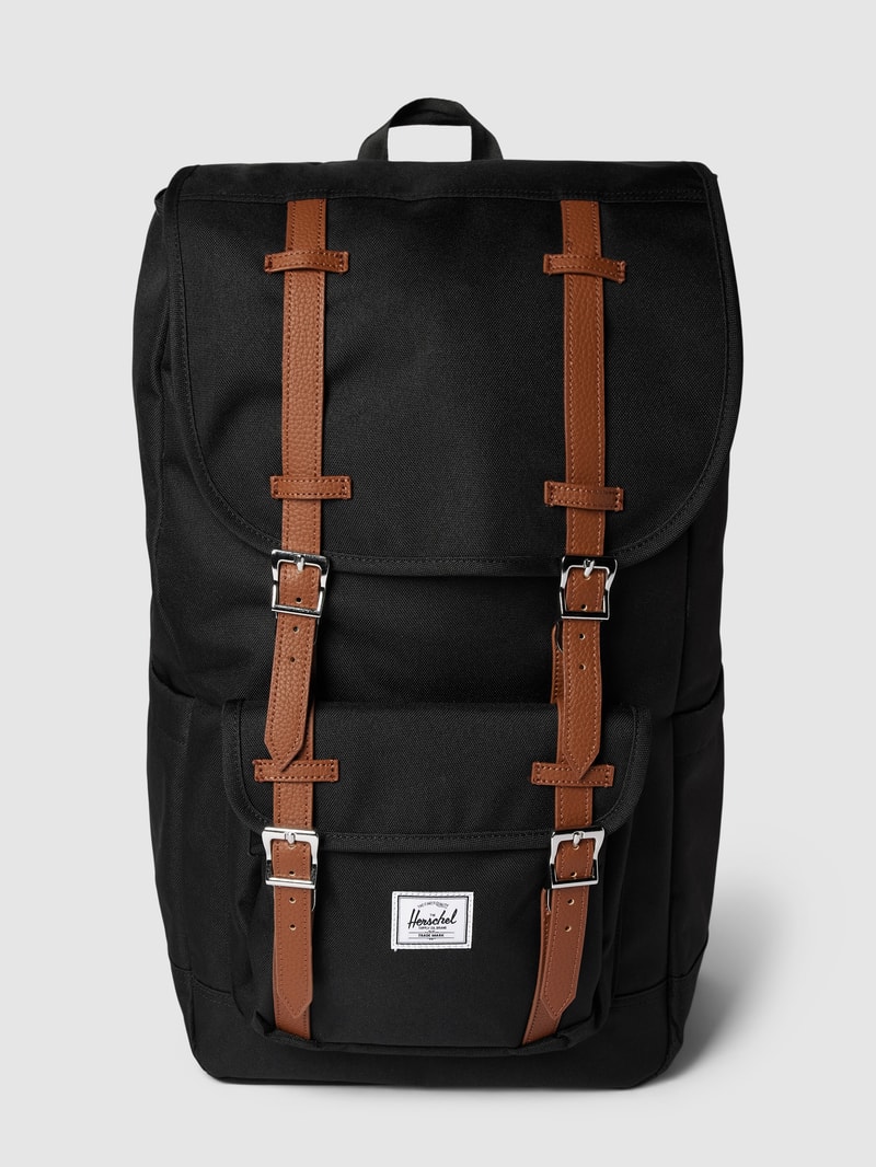 Rucksack mit Label-Patch Modell 'Little America' in schwarz