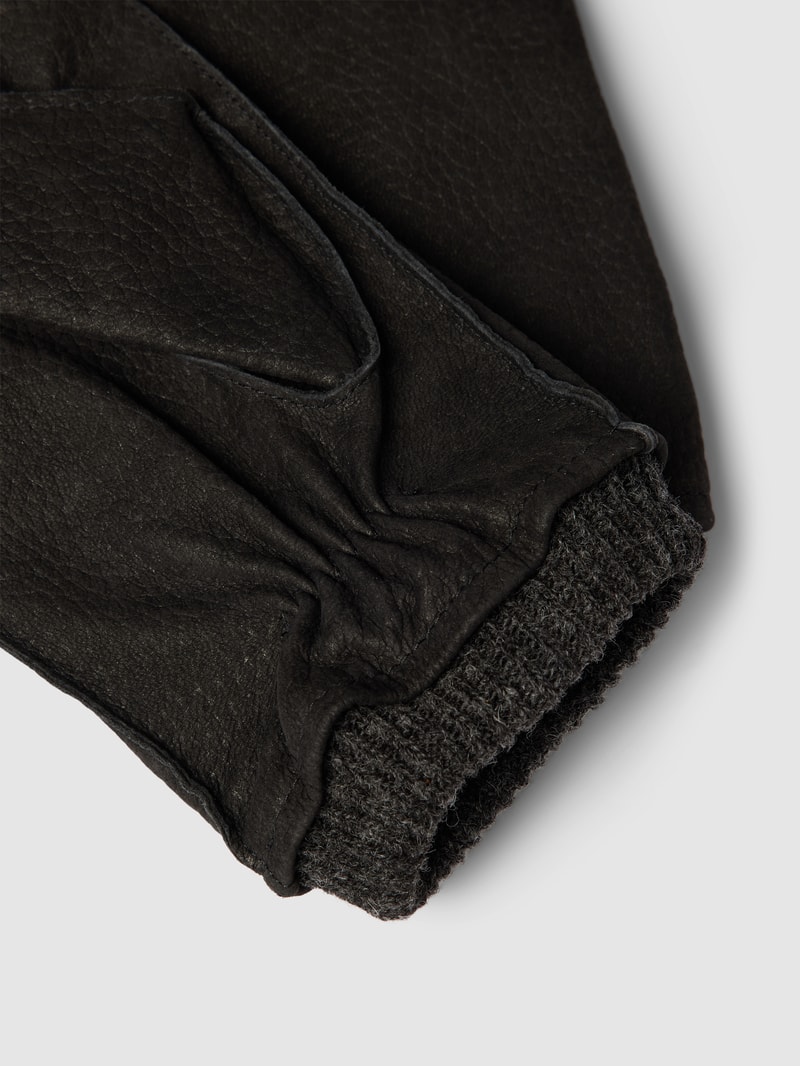 Handschuhe aus Leder in schwarz