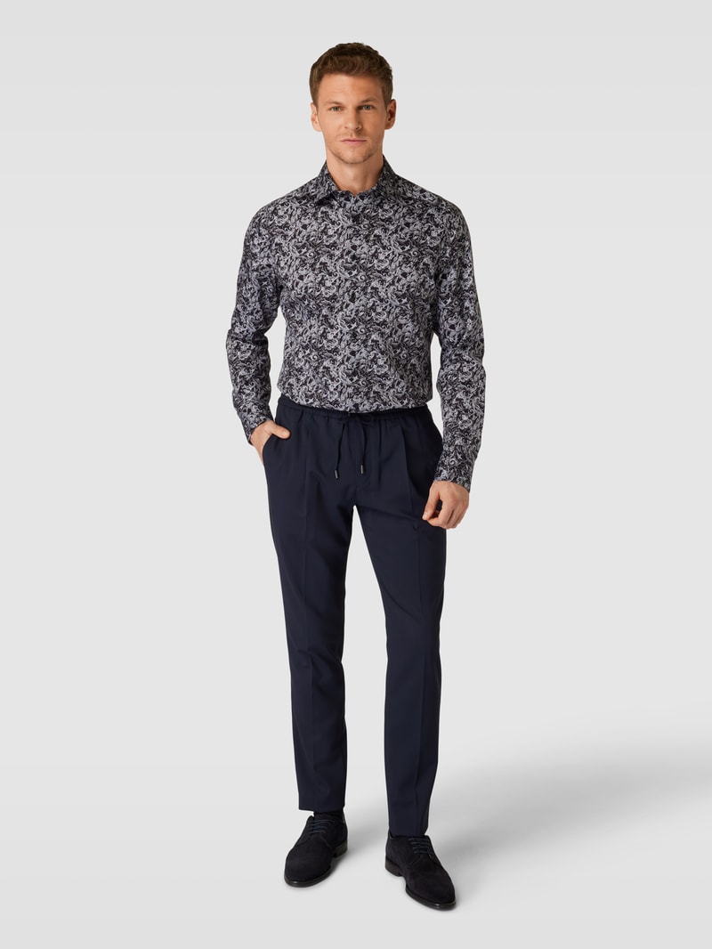 Modern Fit Business-Hemd mit Kentkragen Modell 'Global' in schwarz