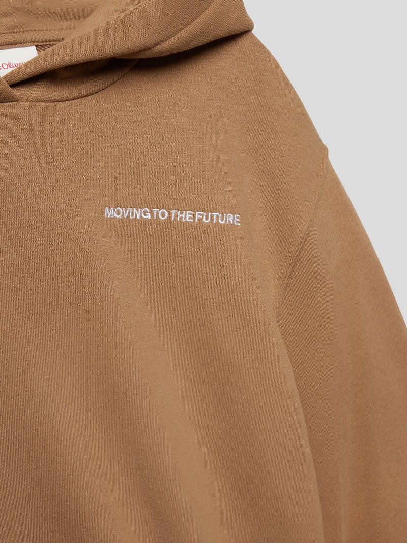 Hoodie mit Label-Print in camel