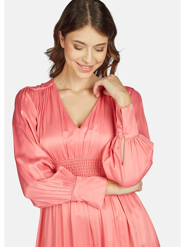 Kleo Kleid in Rosa günstig kaufen