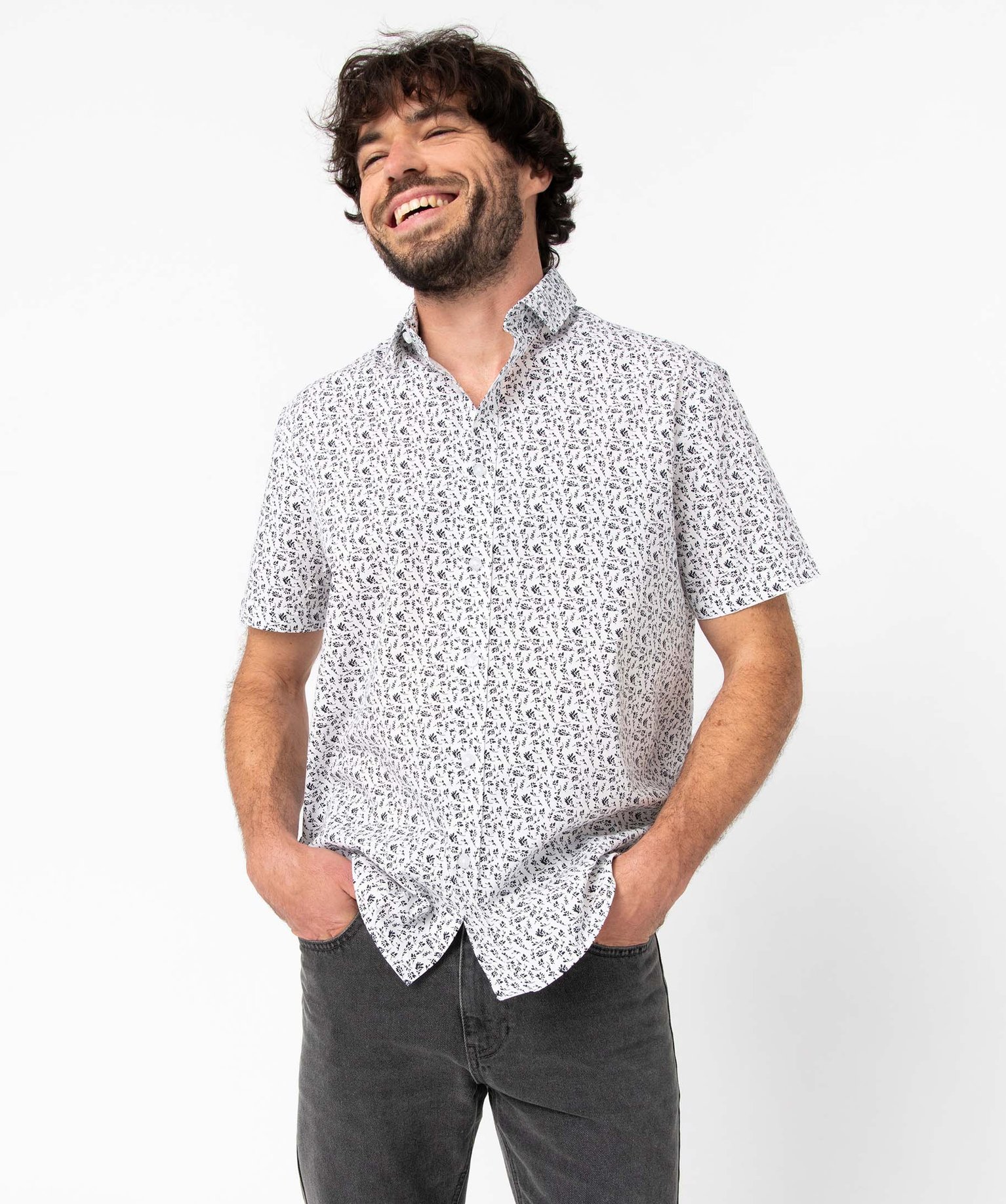 Chemise homme manches courtes coupe droite à motif fleuri blanc | GEMO