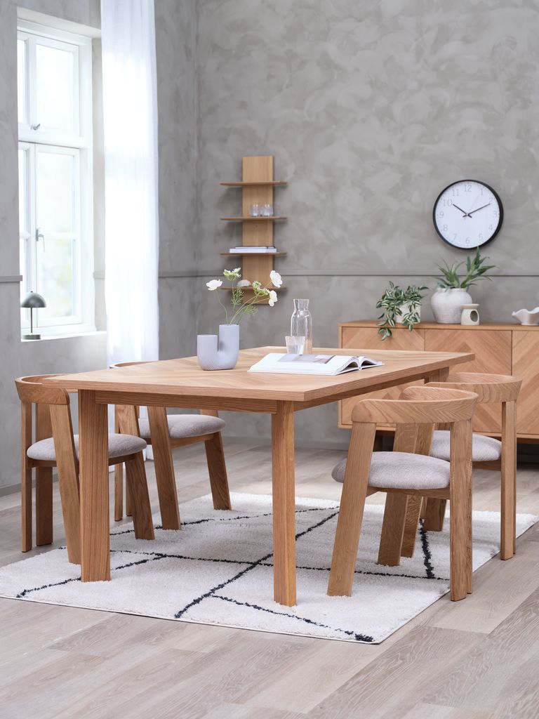 HARESKOV BOVRUP HARESKOV L200 oak table 4 BOVRUP oak/beige chair