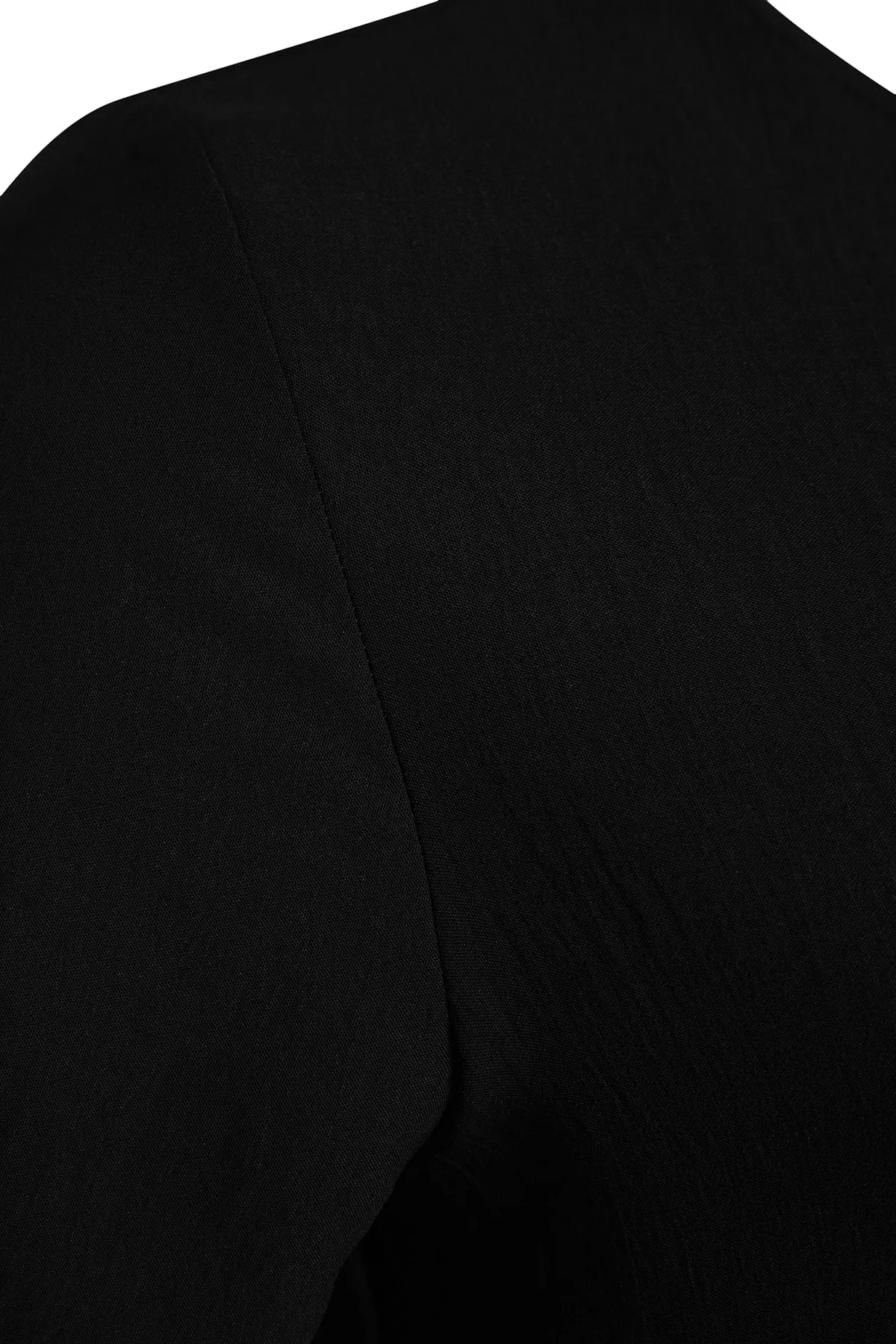 Trendyol Curve  Schwarzes gewebtes Volantkleid TBBSS22EL1595