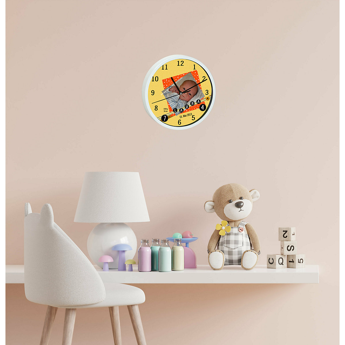 Kinder Wanduhr personalisiert mit Name Scrapbooking orange