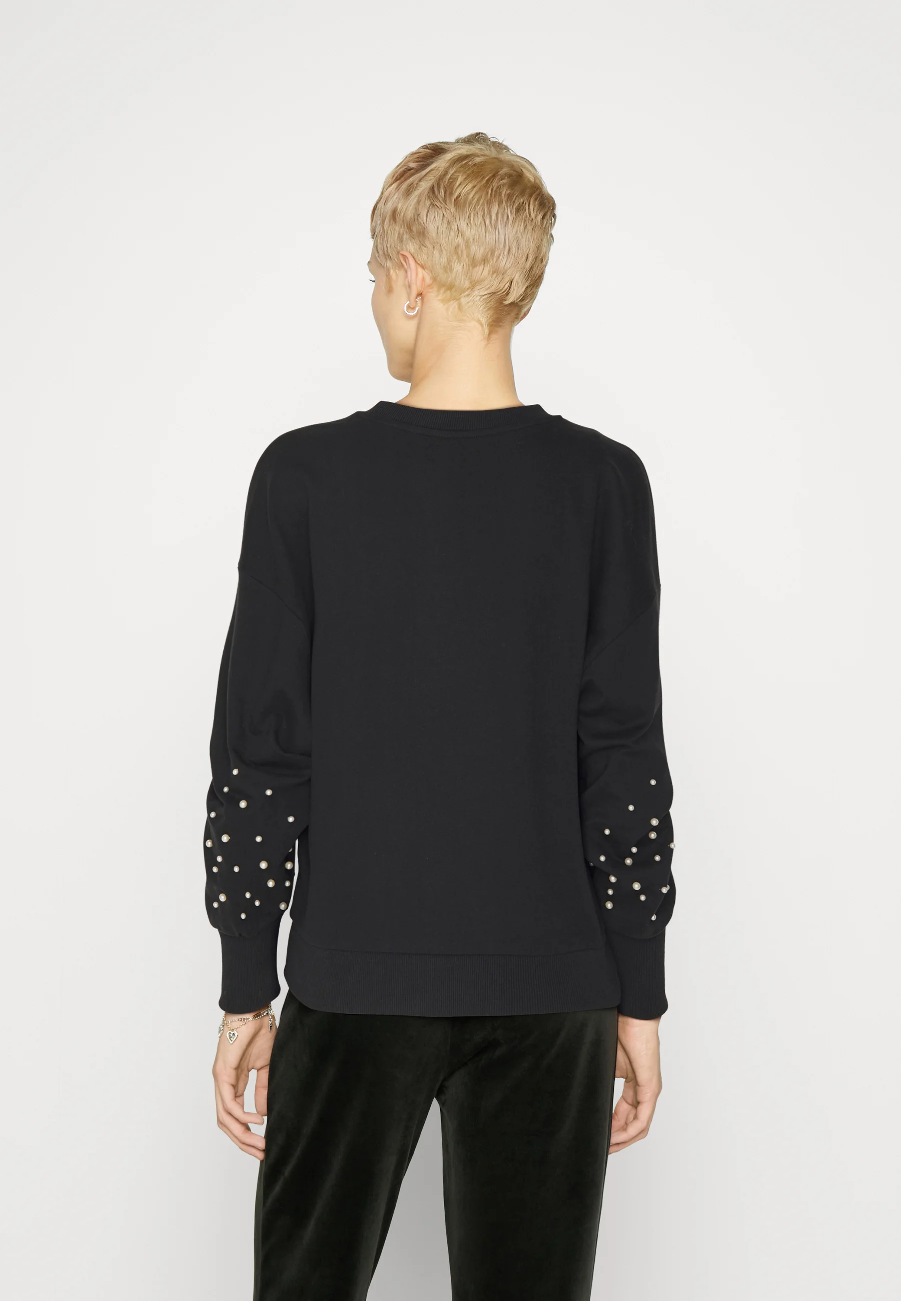 ONLY ONLDINA PEARL O NECK - Sudadera