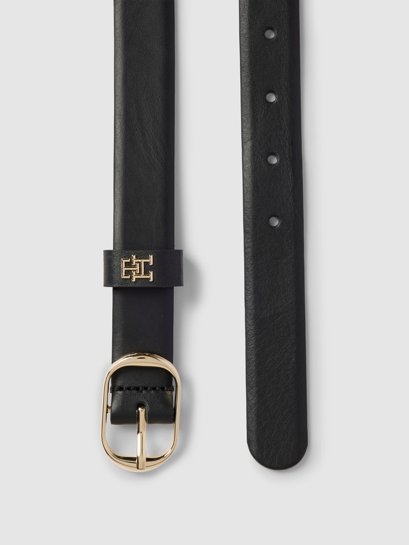 Gürtel aus Leder mit Label-Applikation Modell 'CASUAL' in schwarz
