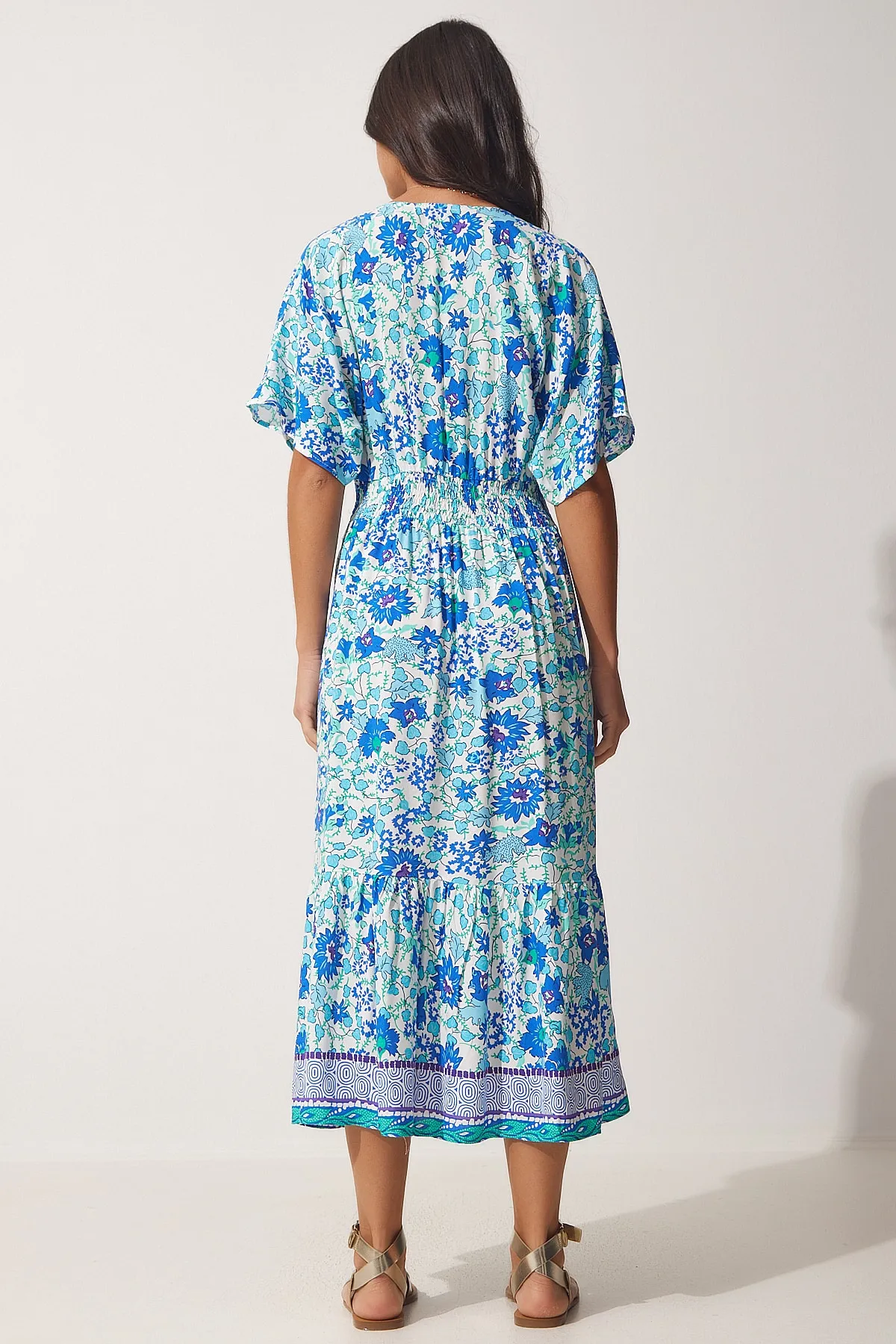 Happiness İstanbul  Blaues Damen-Sommerkleid aus Viskose mit V-Ausschnitt und Blumenmuster HF00435