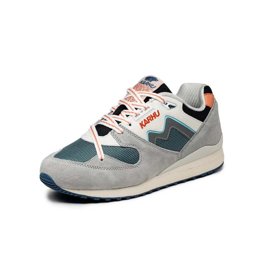 Karhu Synchron Classic F802674 / blau