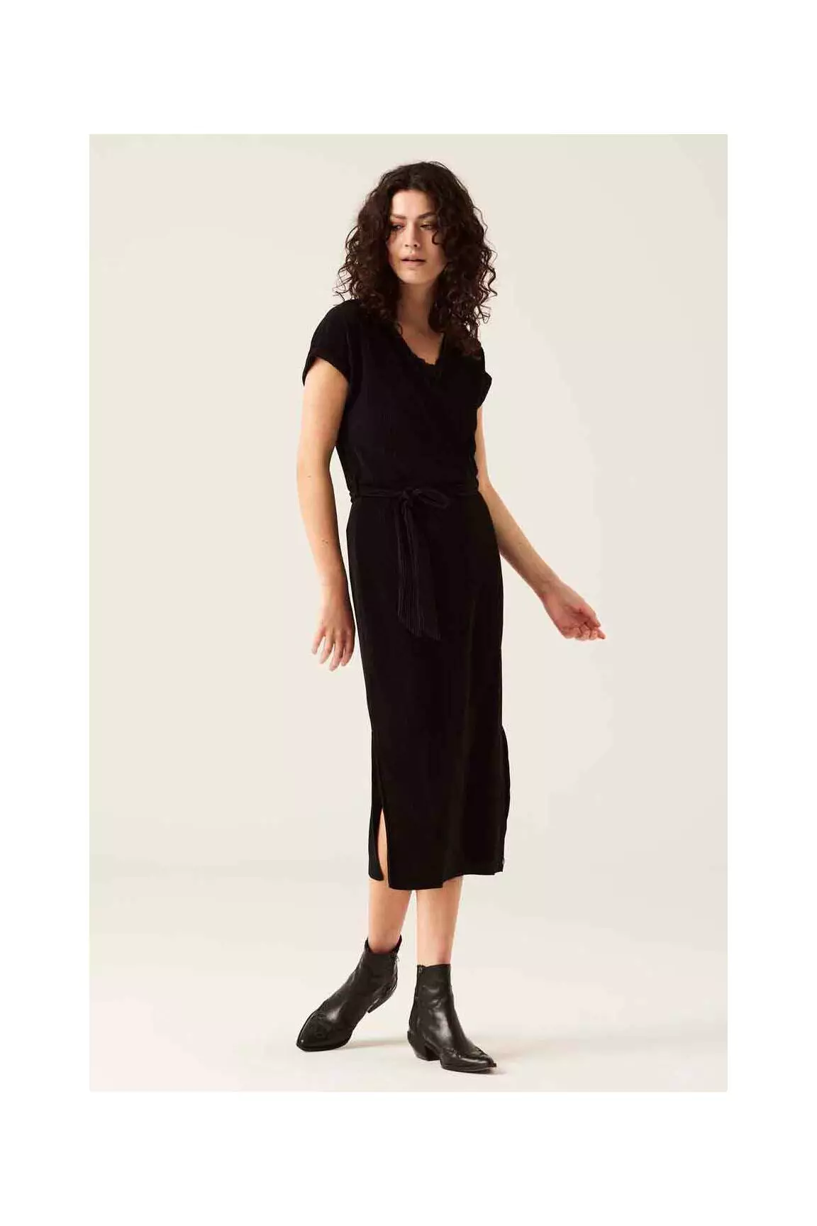 Garcia Robes Mi Longues Femme couleur noir