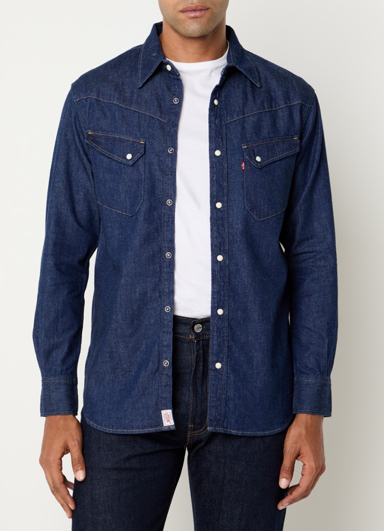 Sobretudo jeans Levi's Longhorn de corte regular com bolsos no peito.