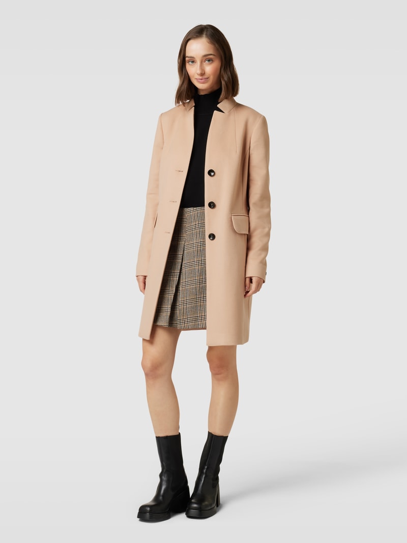 Mantel mit Pattentaschen in camel