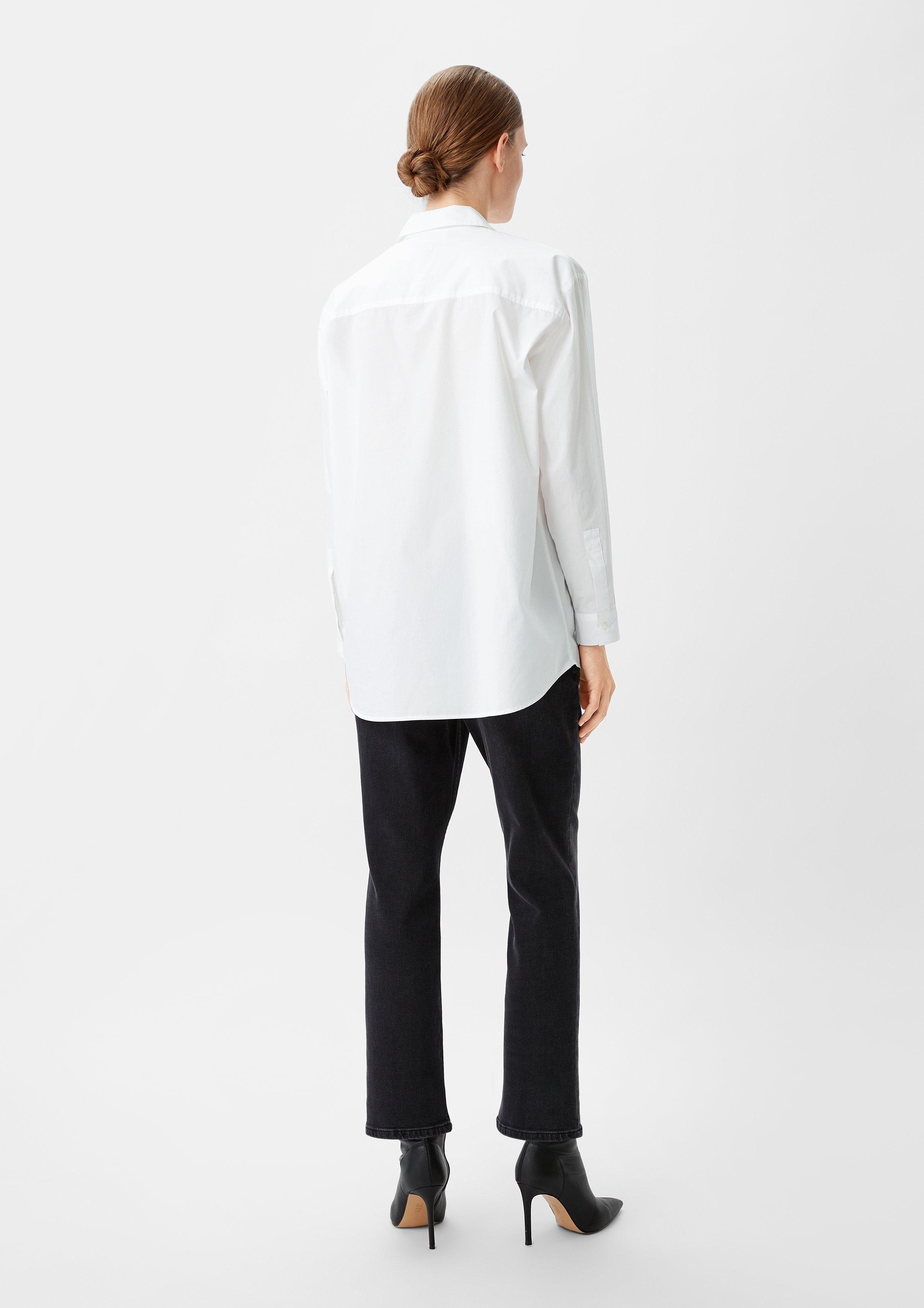 Baumwollbluse mit Paspeltasche - weiß