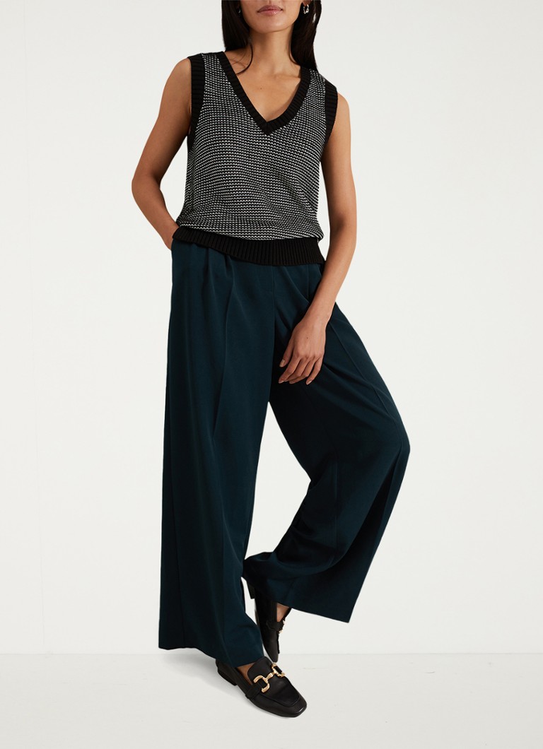Phase Eight Zoe top in linen blend with knitted pattern