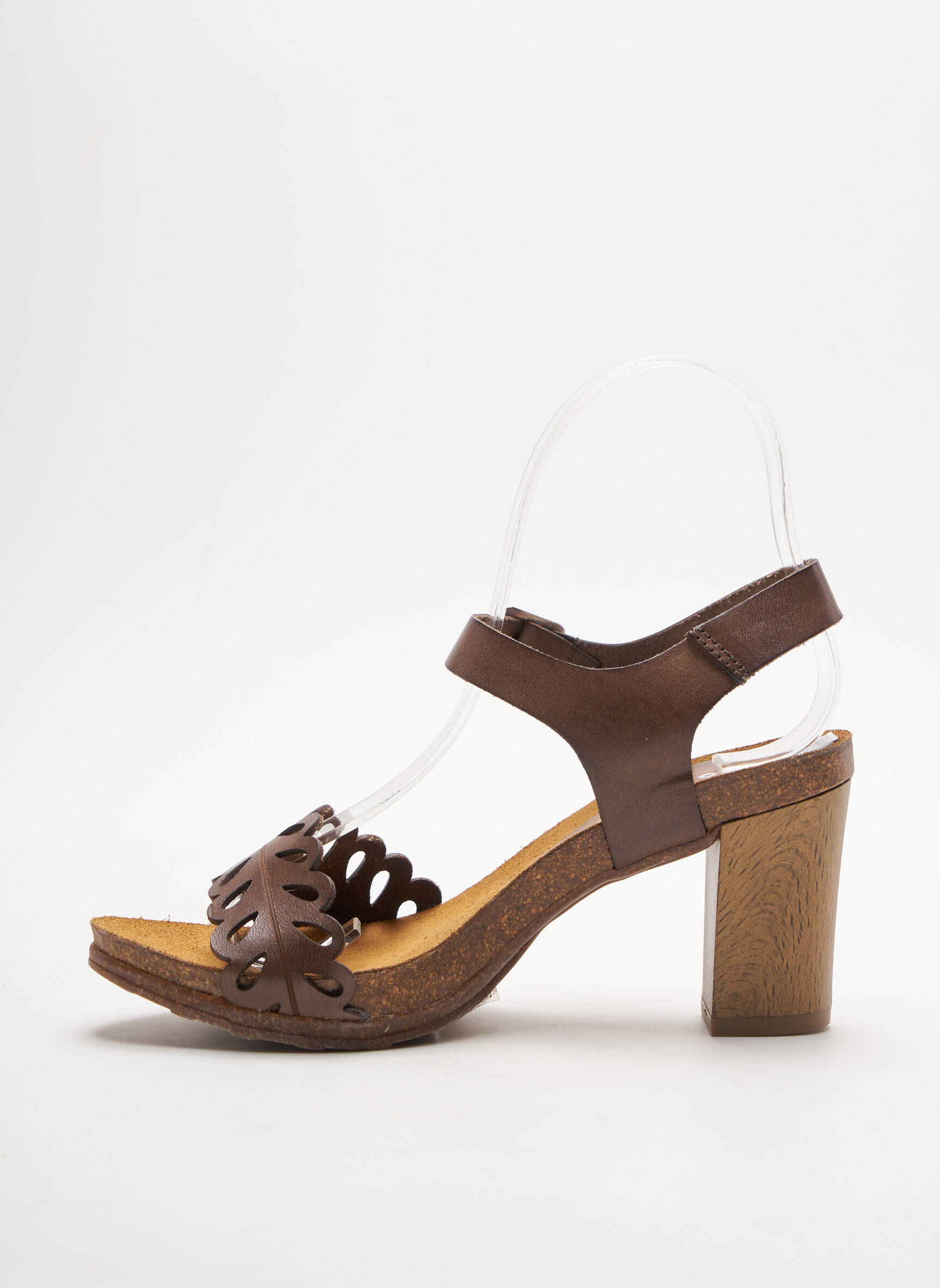 Pedro Torres Sandales Nu Pieds Femme couleur marron