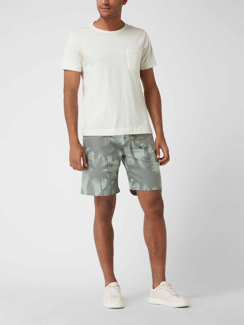 Shorts mit floralem Allover-Muster in lindgrün