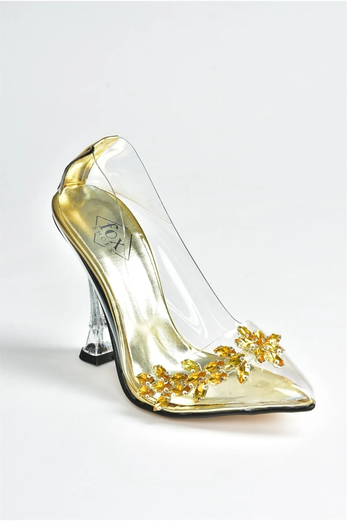 Fox Shoes  Damenschuhe mit goldfarbenem, transparentem Stein und Absatz K752715223