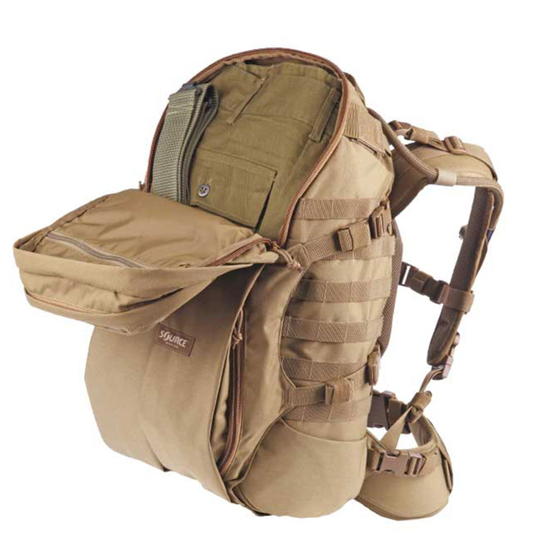 Source Tactical Double D 45 schwarzer Rucksack mit Wasserbeutel