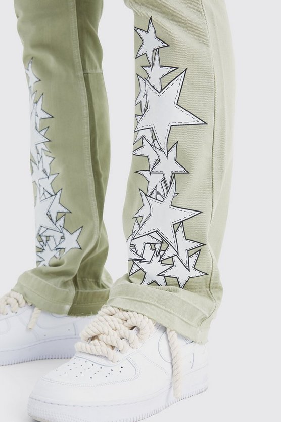 Zerrissene Slim-Fit Schlaghose mit Applikation