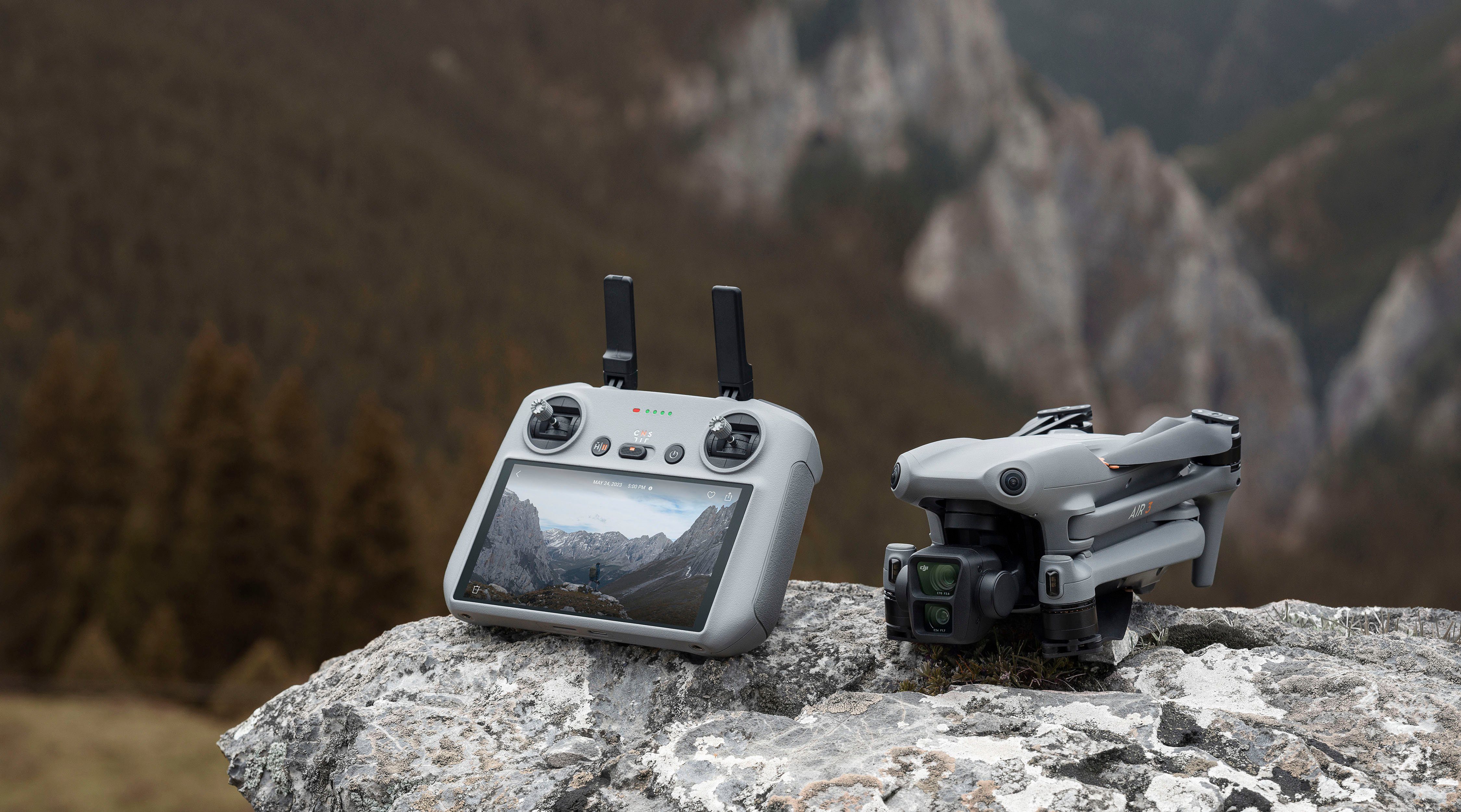 DJI Air 3 Fly More Combo (DJI RC 2) Drohne (4K Ultra HD)