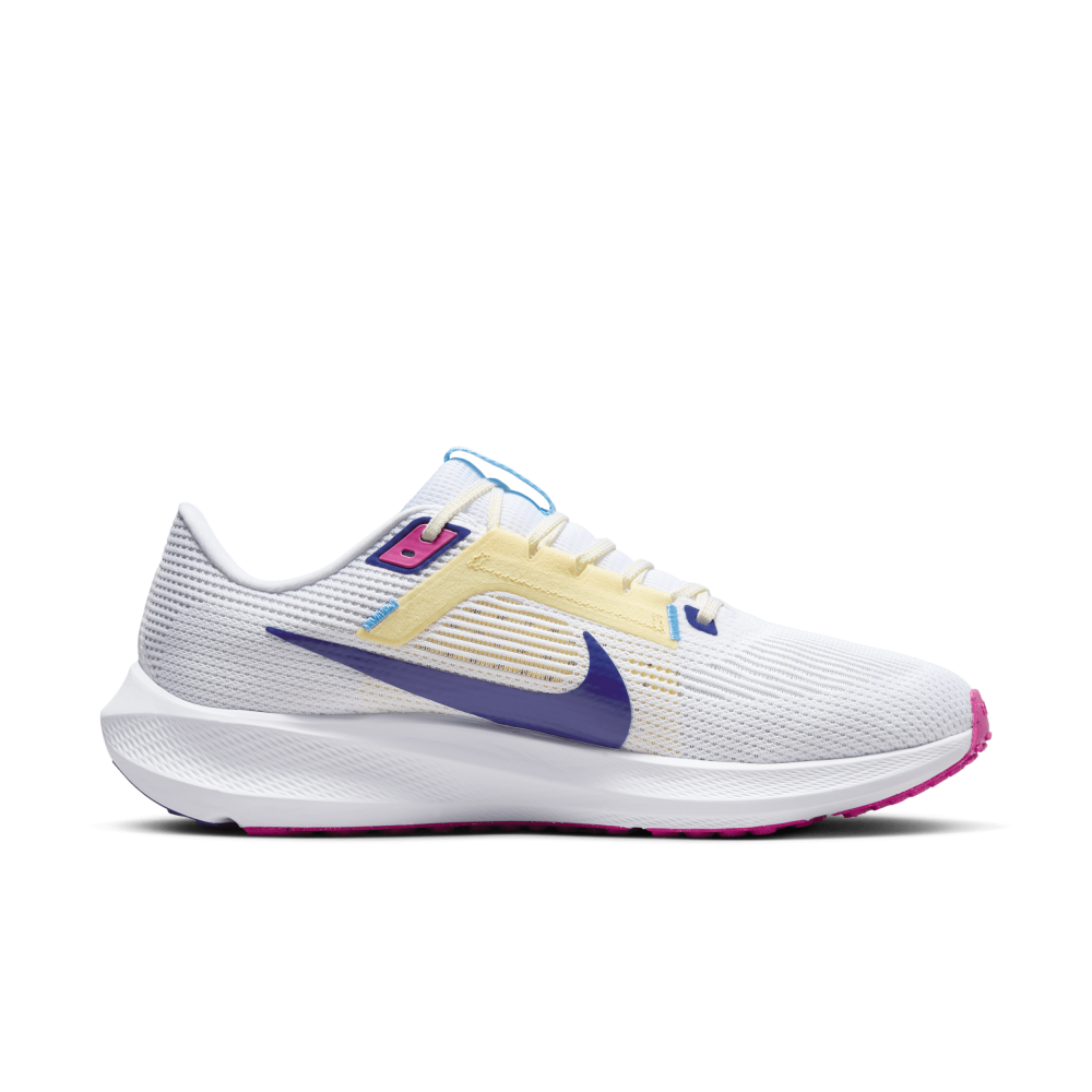 Nike Pegasus 40 Air Zoom DV3853-105 / weiss